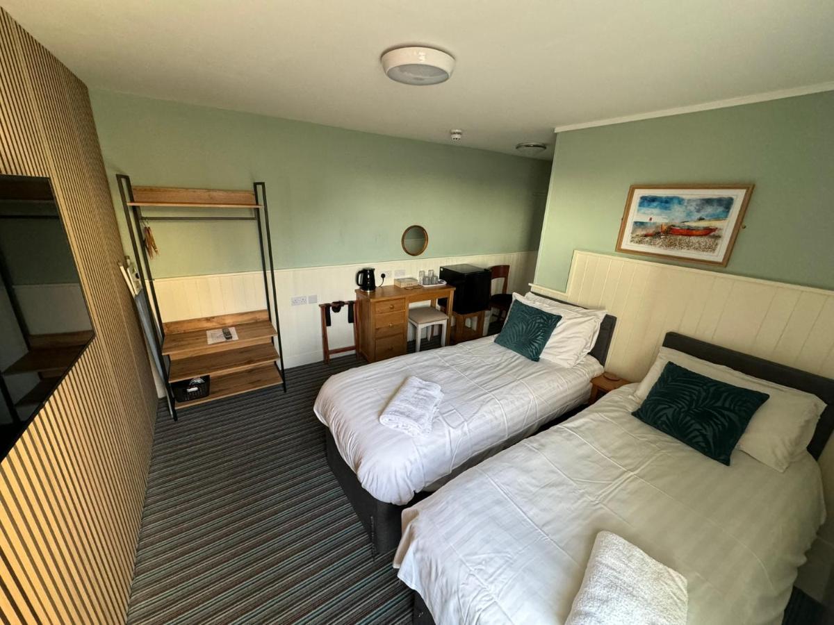 דיל The Clarendon Hotel מראה חיצוני תמונה